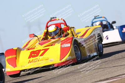 media/Oct-26-2025-CalClub SCCA (Sun) [[8ce1e69566]]/Group 6/Grapevine/